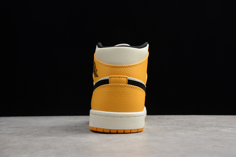 Air Jordan 1 Mid SE "Lakers" 852542-700