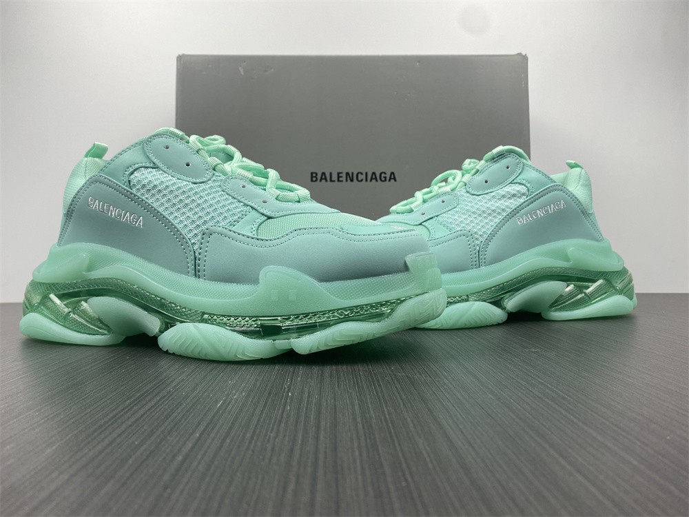 Balenciaga TRIPLE S TRAINER