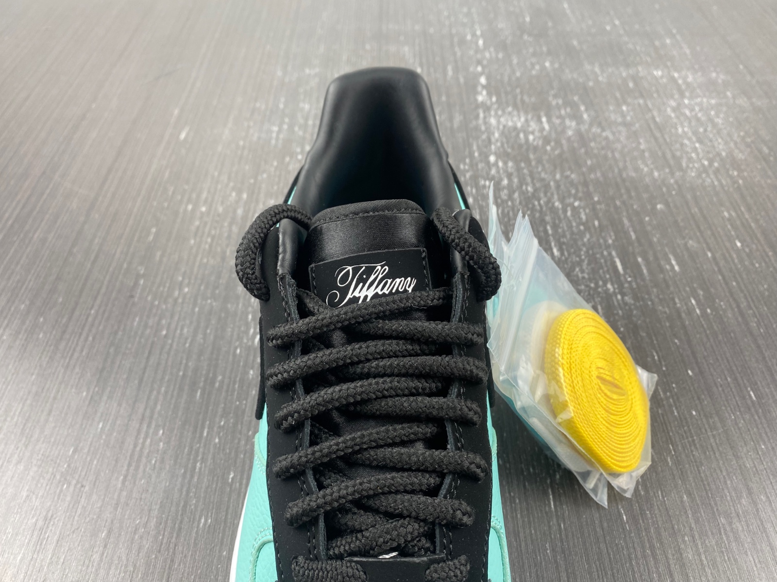 Tiffany & Co. x Nike Air Force 1 Low Blue DZ1382-002