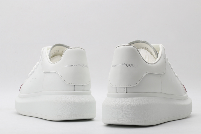 MCQUEEN OVERSIZED SNEAKER