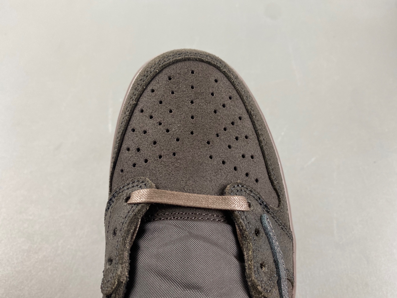 Travis Scott x Air Jordan 1 Low OG  DM7866-202