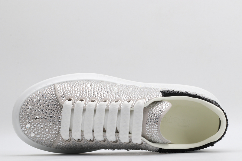 MCQUEEN OVERSIZED SNEAKER