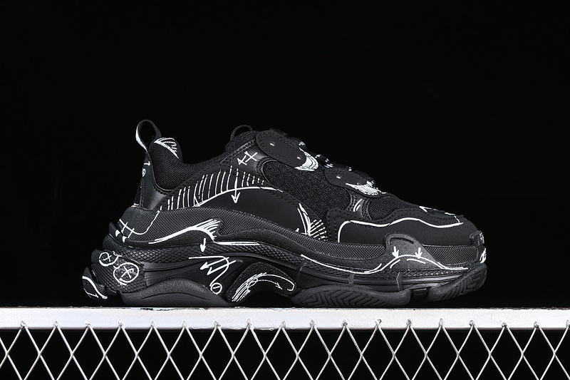 Balenciaga TRIPLE S TRAINER