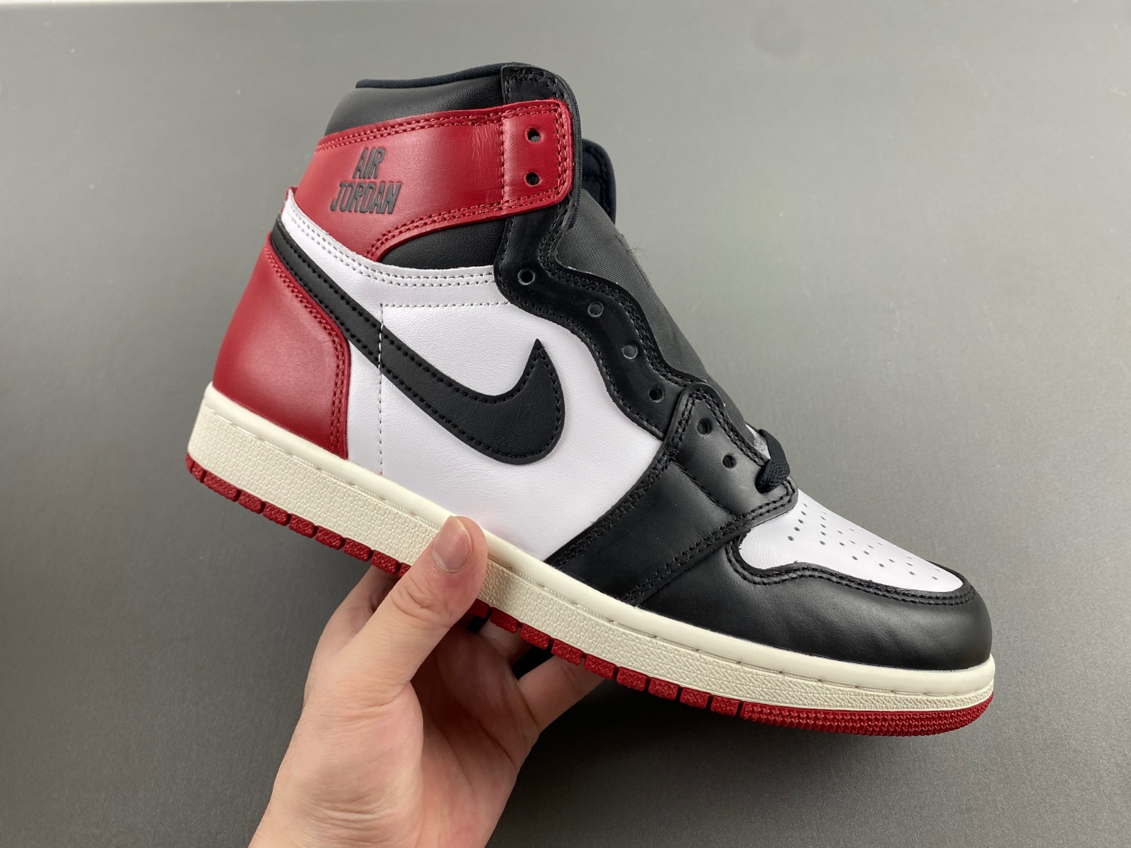 Air Jordan 1 High OG “Black Toe Reimagined”  DZ5485-106