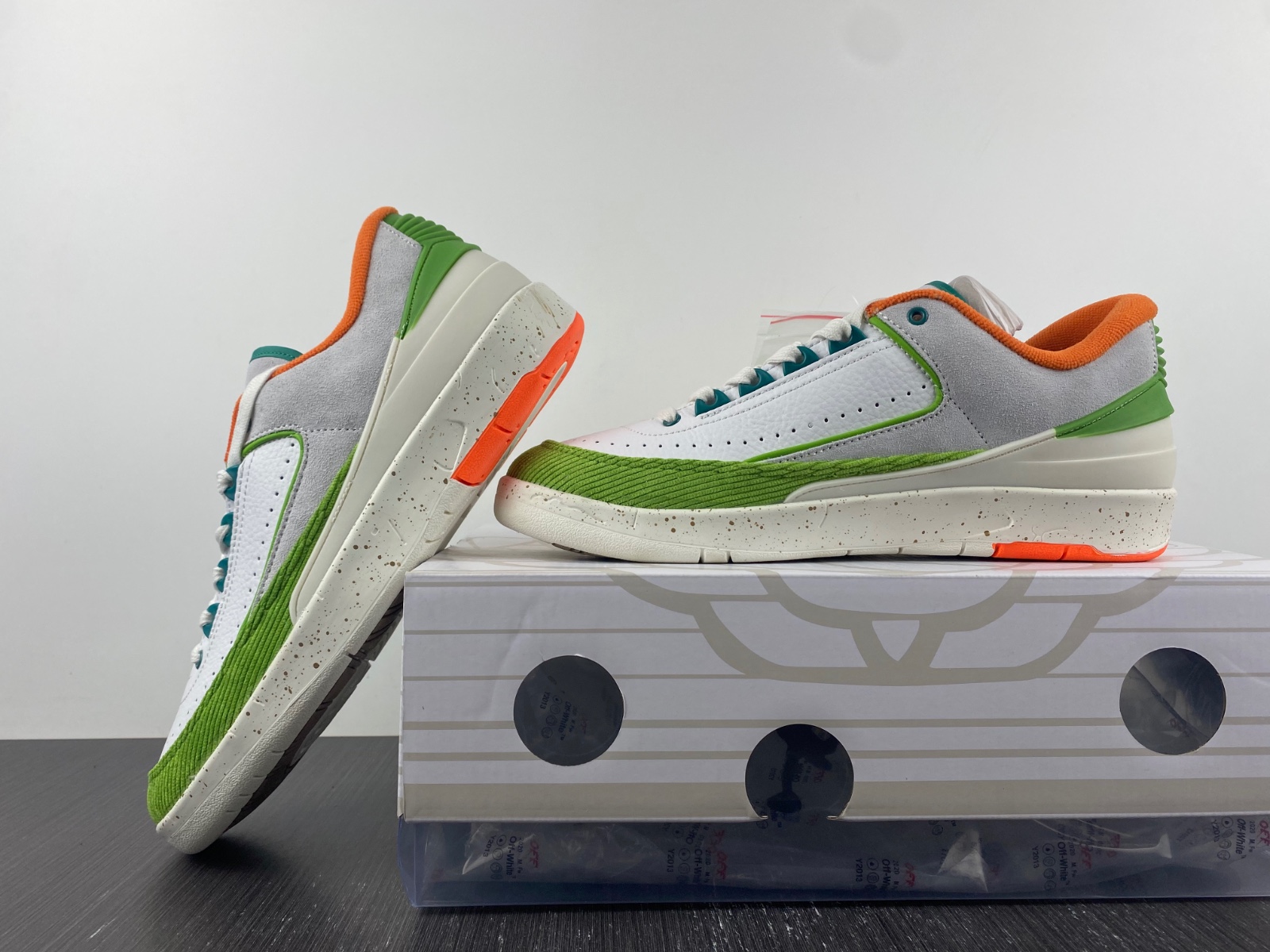 Titan x Air Jordan 2 Low DV6206-183