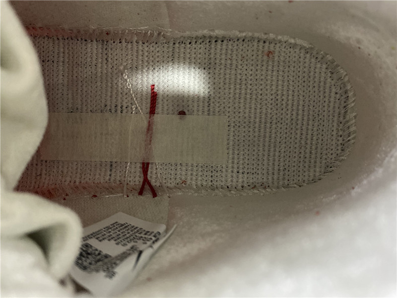 Nike SB Dunk High Strawberry Cough - CW7093-600