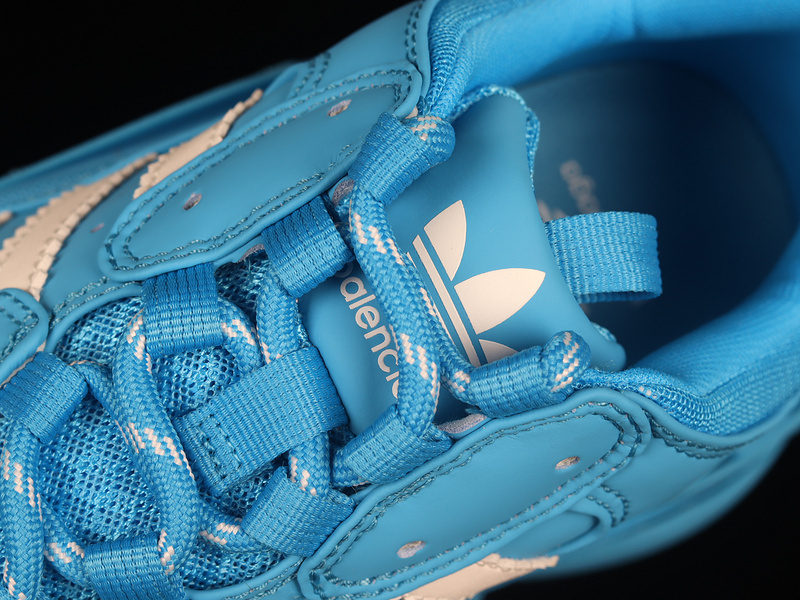 Balenciaga TRIPLE S TRAINER