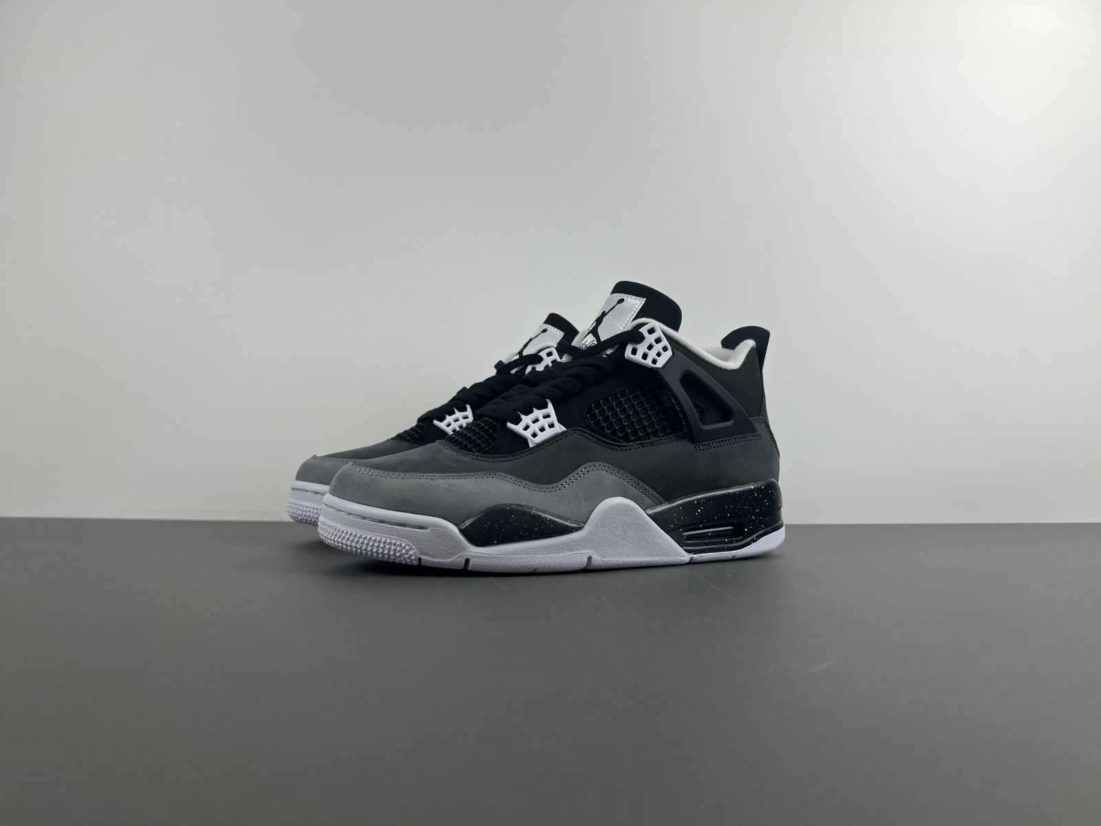 Air Jordan 4 “Fear
