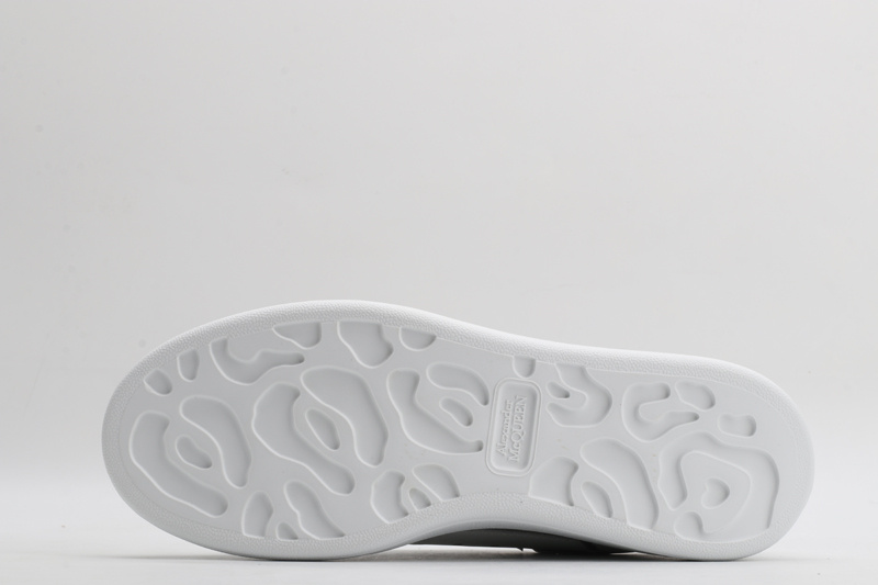 MCQUEEN OVERSIZED SNEAKER