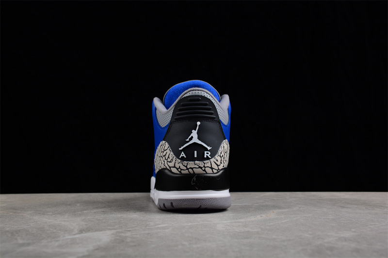 Air Jordan 3 Retro "Varsity Royal" CT8532-400