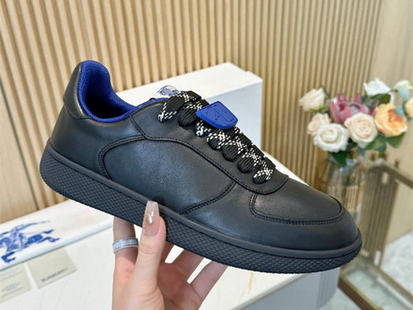 Burberry Check Terrace Sneakers  BBR--3010