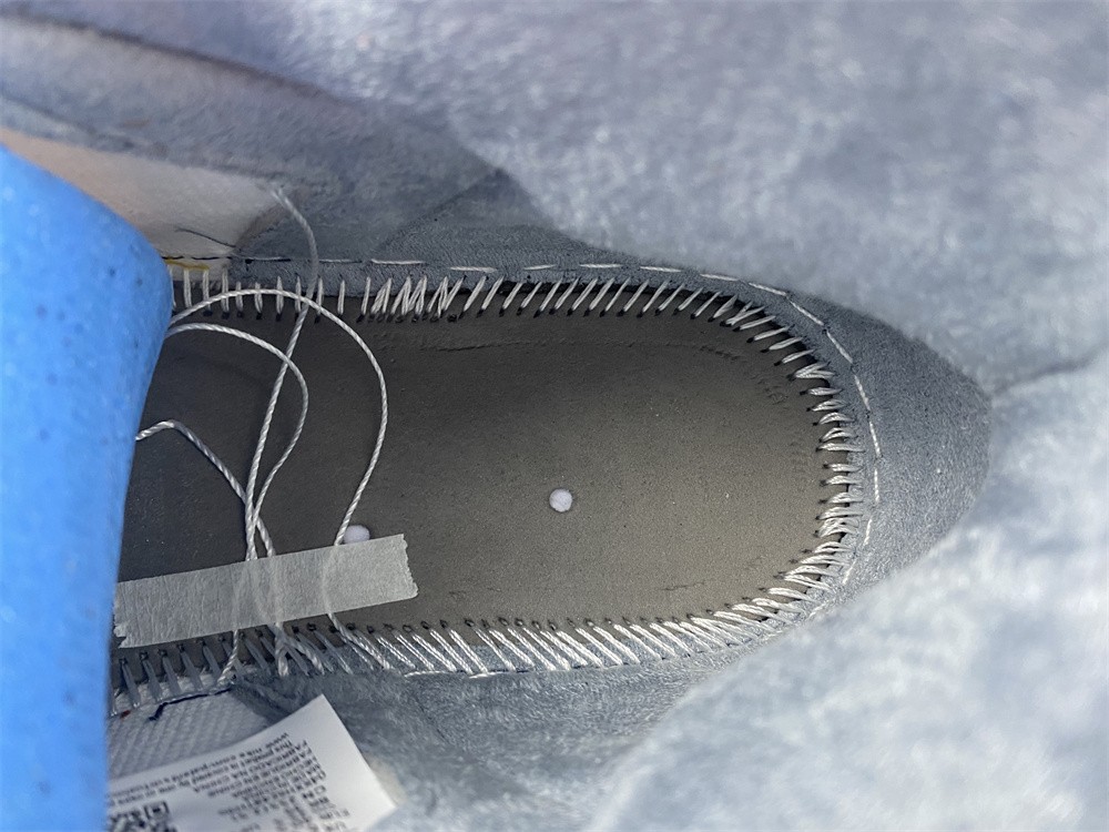 Air Jordan 1 High OG "Stealth" 555088-037