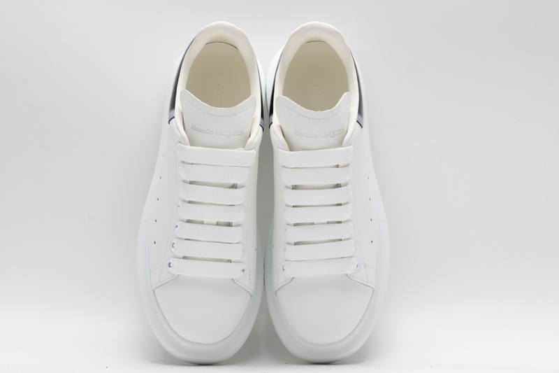 MCQUEEN OVERSIZED SNEAKER