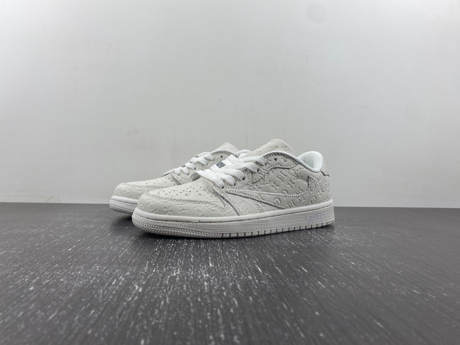 OFF-WHITE x Travis Scott  xLV x Air Jordan 1 custom