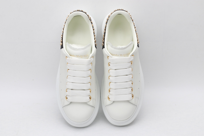 MCQUEEN OVERSIZED SNEAKER