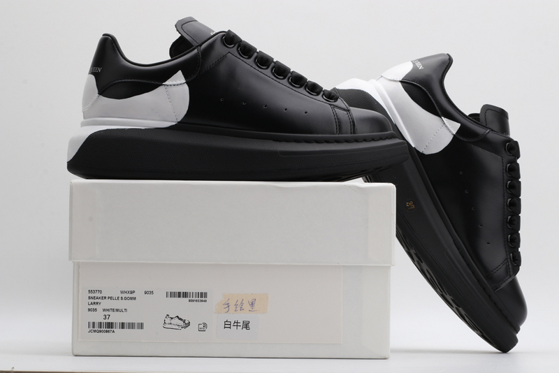 MCQUEEN OVERSIZED SNEAKER