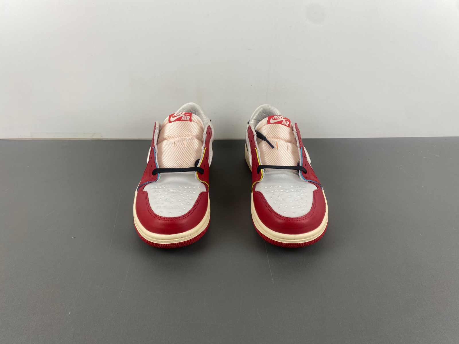 Trophy Room x Air Jordan 1 Low OG “Rookie Card: Home”   HV6157-100