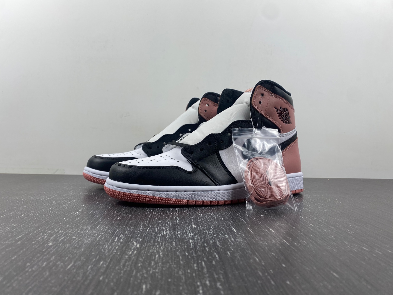 Air Jordan 1 Retro High NRG 'Rust Pink' 861428-101