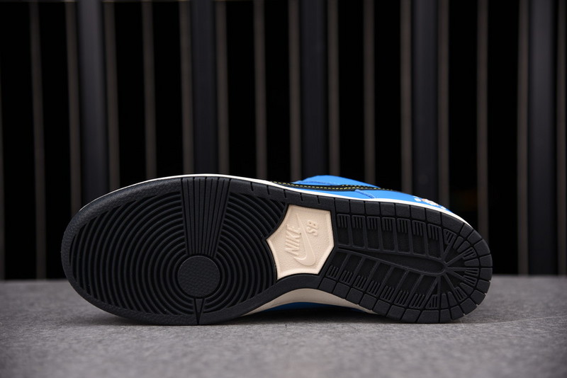 Instant Skateboards x Nike SB Dunk Low Shoes CZ5128-400