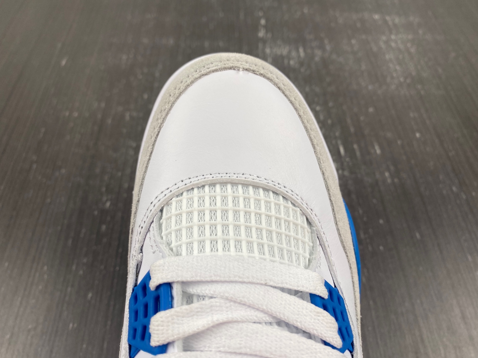 Nike SB x Air Jordan 4 customize