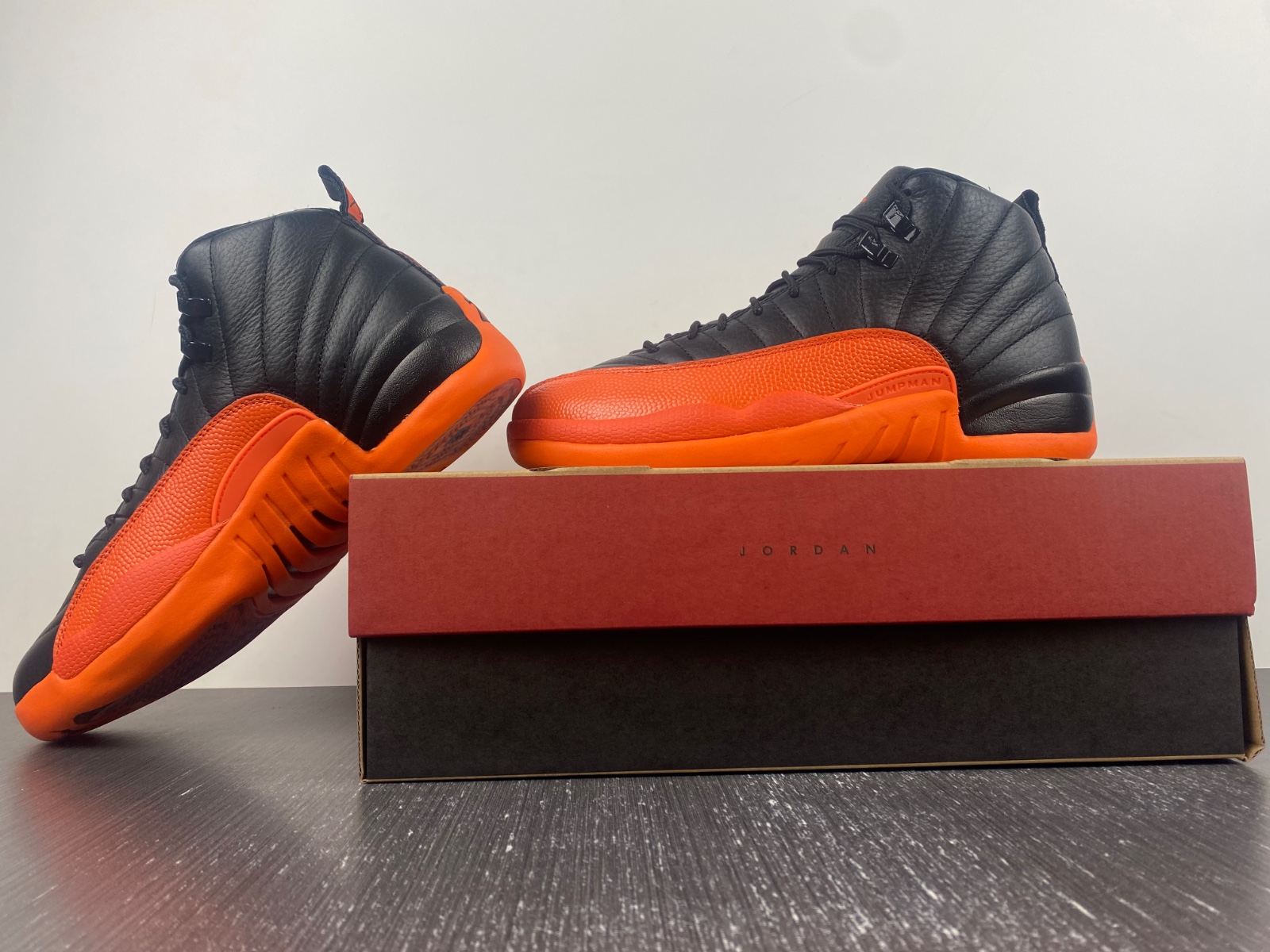 Air Jordan 12 “Brilliant Orange”  FD9101-081