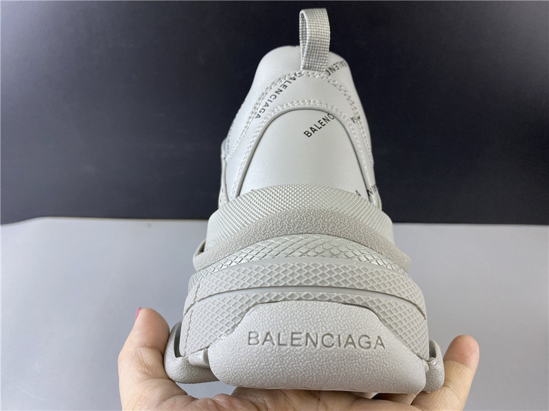 Balenciaga TRIPLE S TRAINER