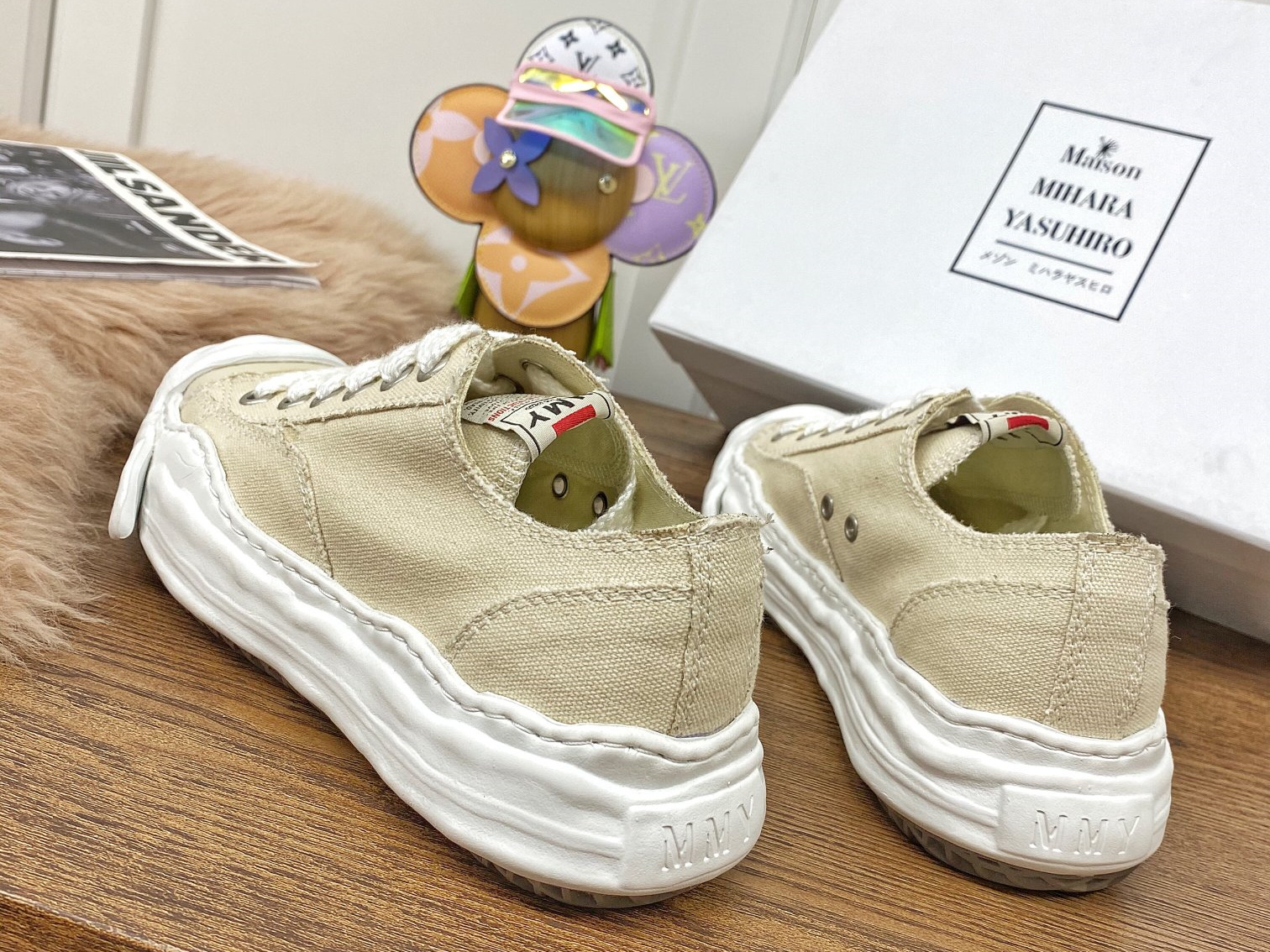 Maison Mihara Yasuhiro Low-Top Sneakers MMY-012