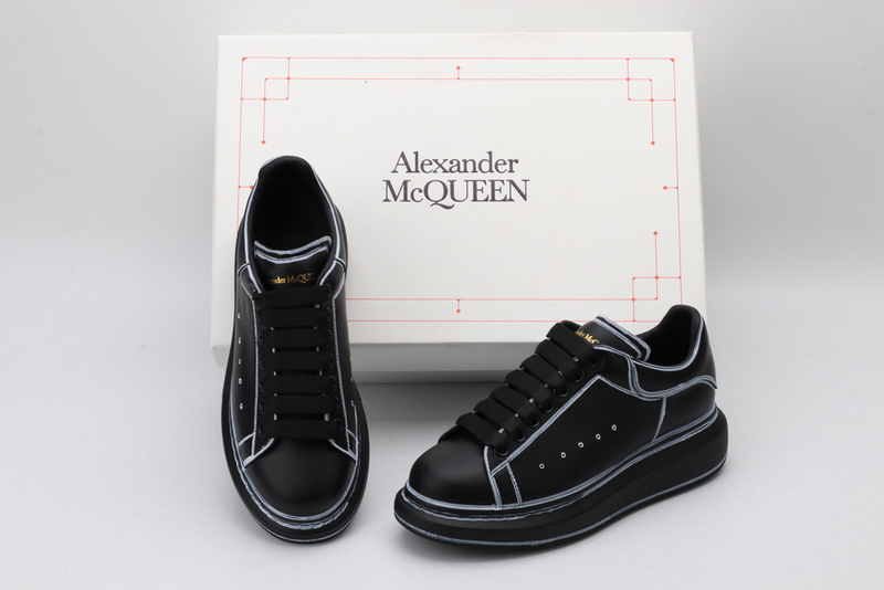 MCQUEEN OVERSIZED SNEAKER