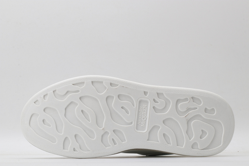 MCQUEEN OVERSIZED SNEAKER