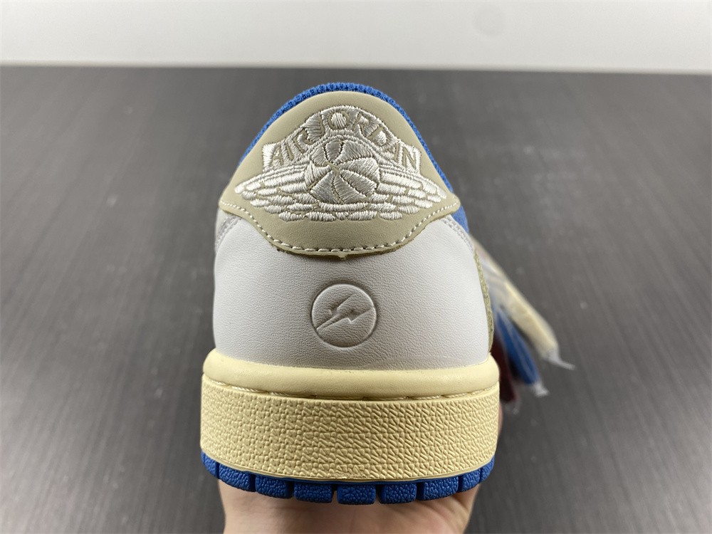 TRAVIS SCOTT FRAGMENT AIR JORDAN 1 LOW