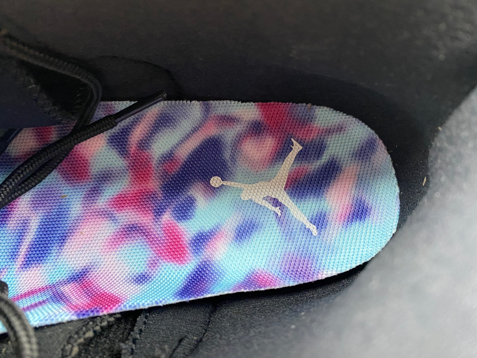 Air Jordan 12 Retro Hyper Royal AO6068-004