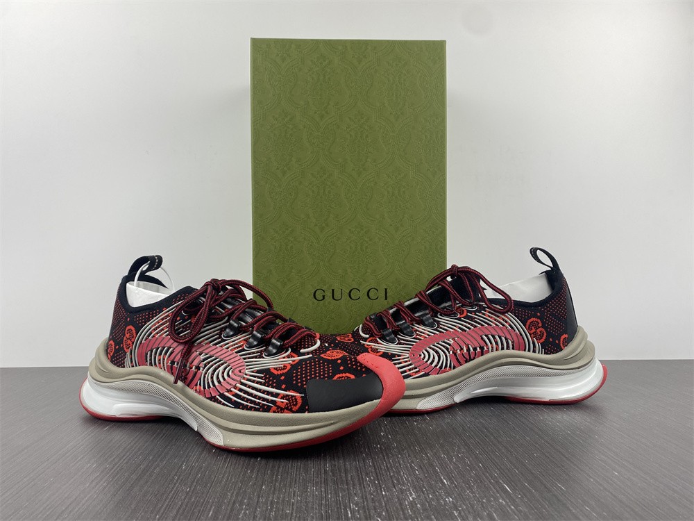 GUCCI Run Sneaker