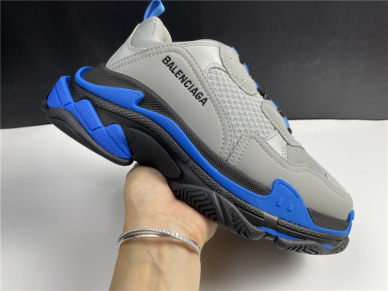 Balenciaga TRIPLE S TRAINER