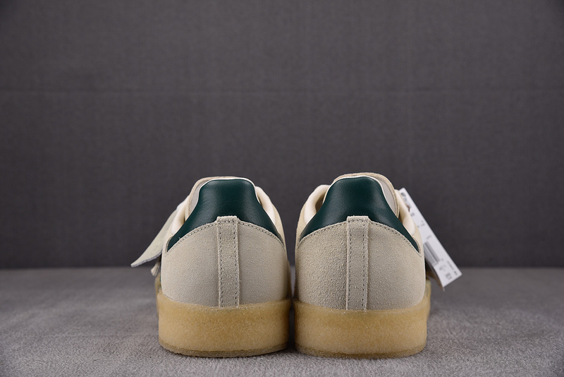 Ronnie Fieg x Clarks x 8th Street Samba 