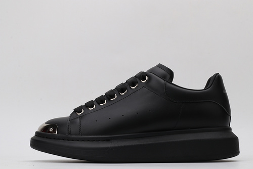 MCQUEEN OVERSIZED SNEAKER