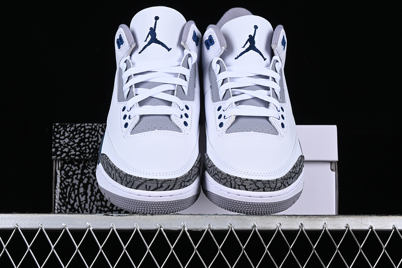 Air Jordan 3 Midnight Navy CT8532-140