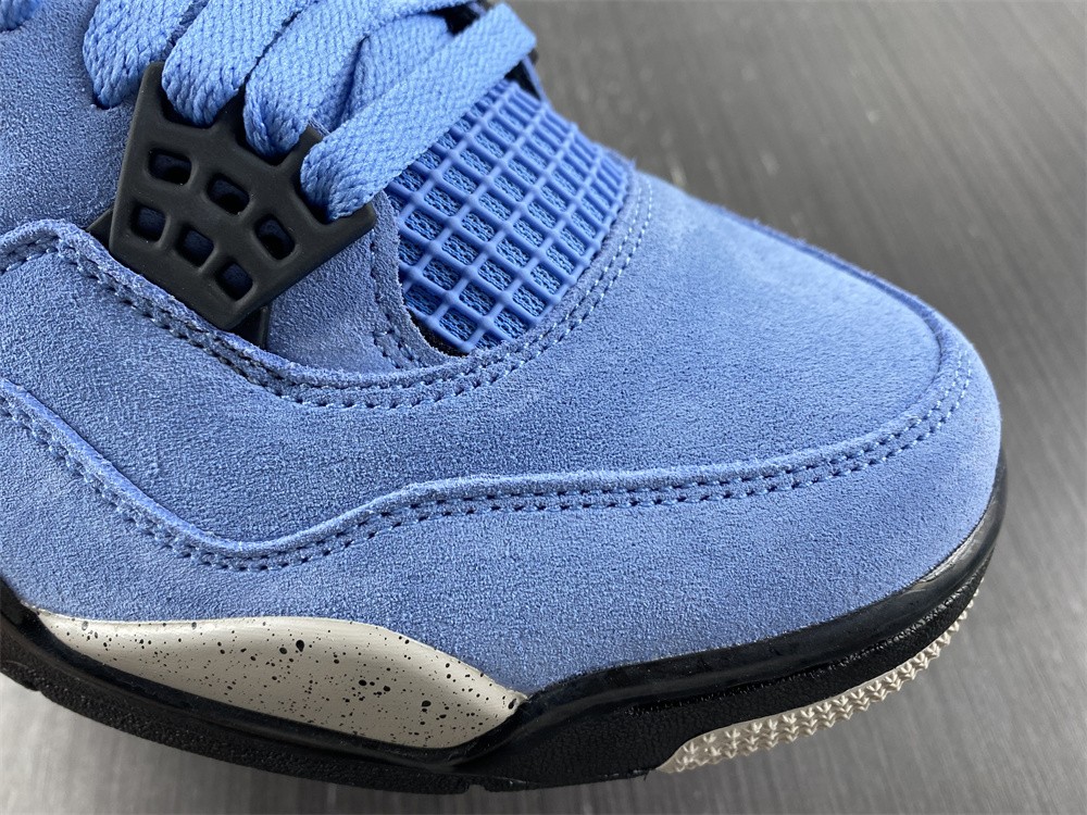 Air Jordan 4 University Blue CT8527-400