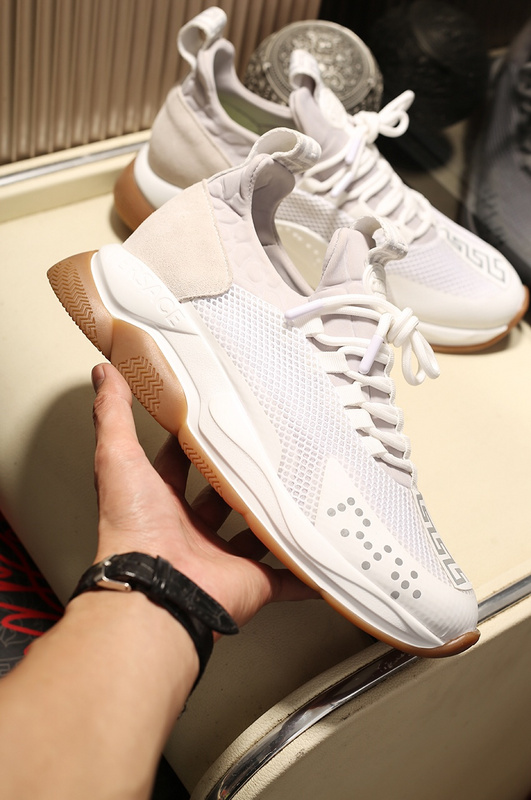 VE CHAIN REACTION SNEAKERS