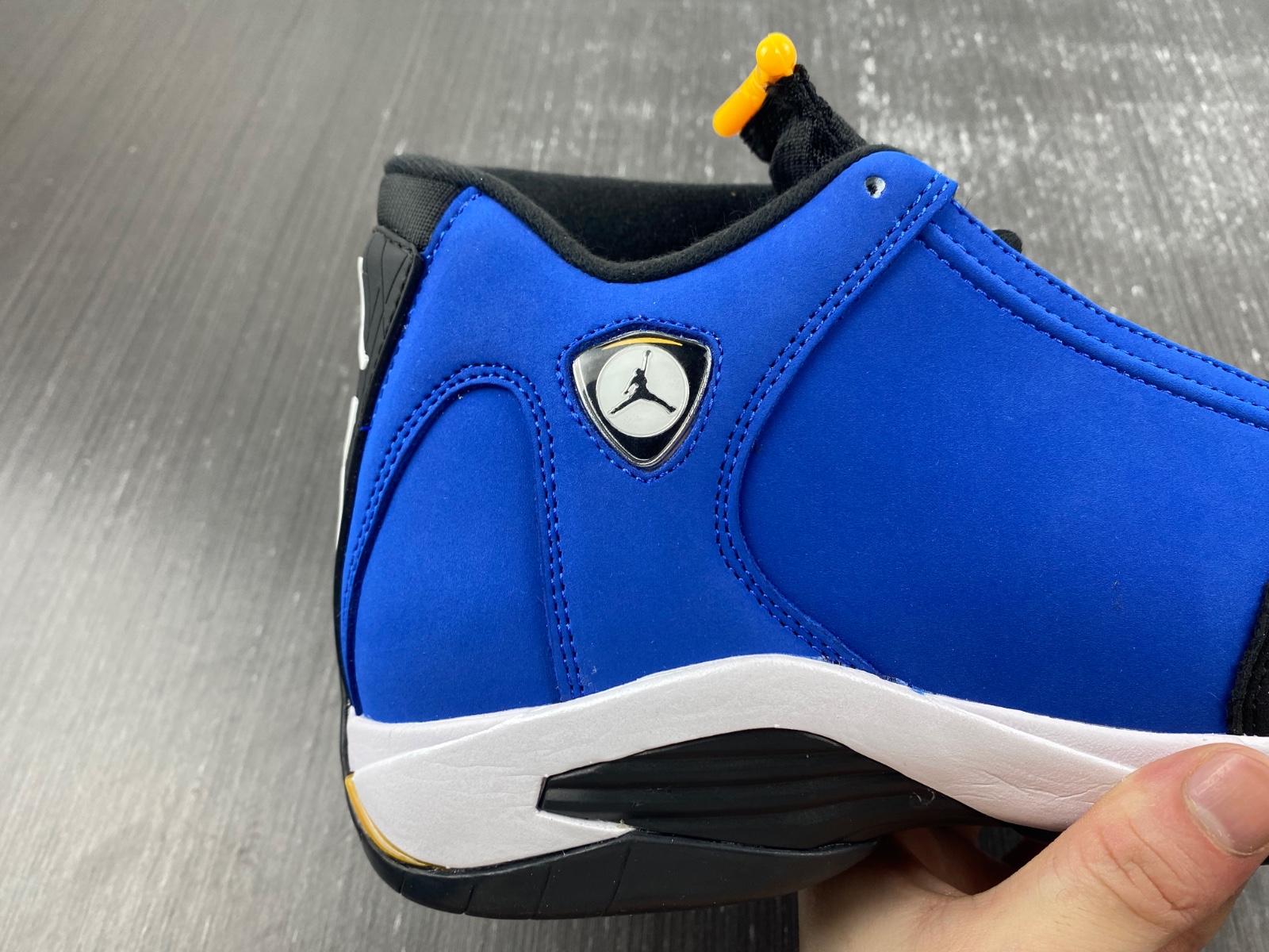 Air Jordan 14 "Laney" 487471-407