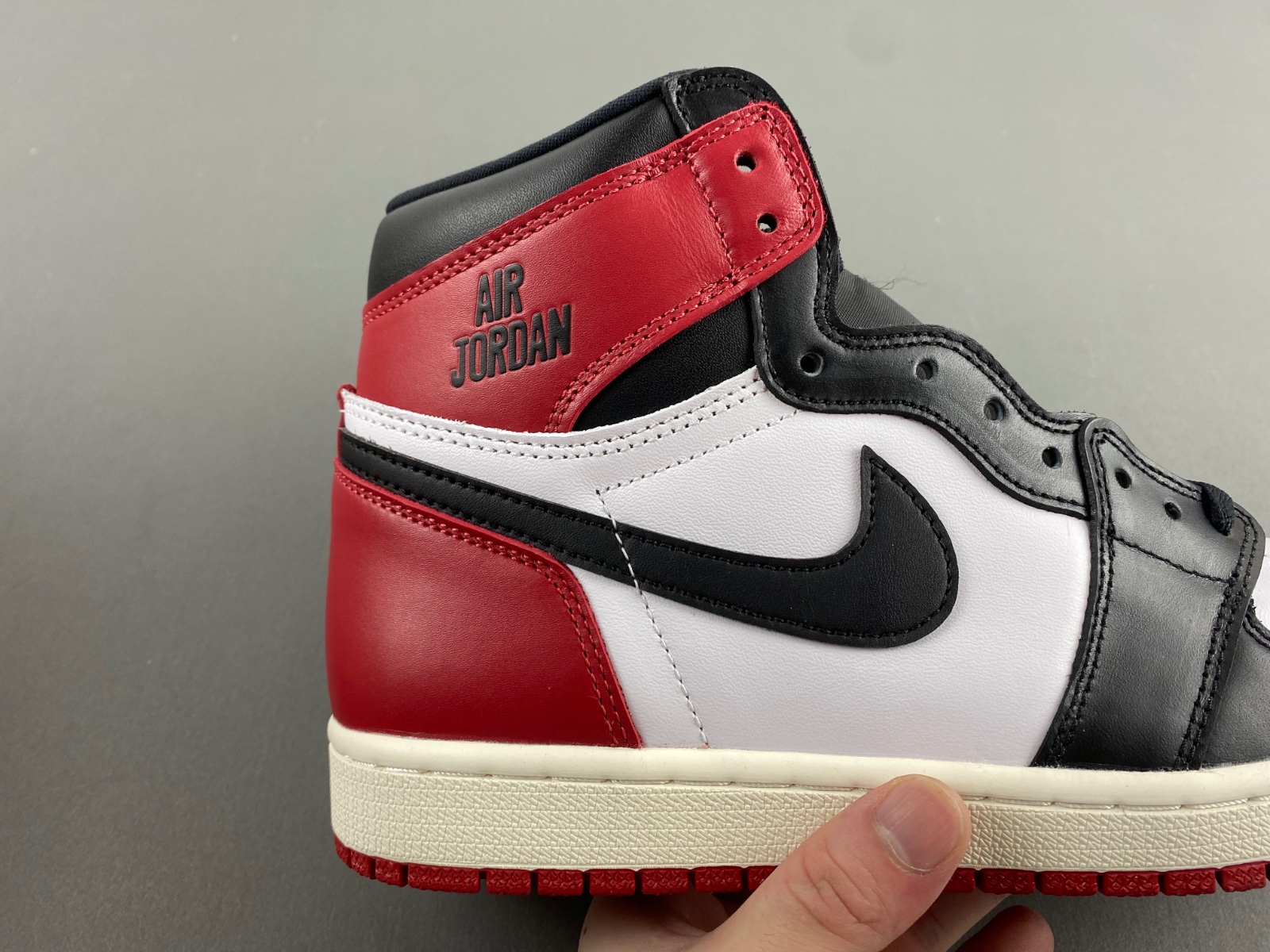 Air Jordan 1 High OG “Black Toe Reimagined”  DZ5485-106