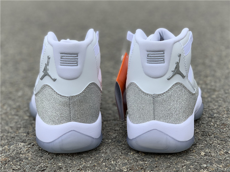 AIR JORDAN 11 RETRO "METALLIC SILVER" AR0715-100