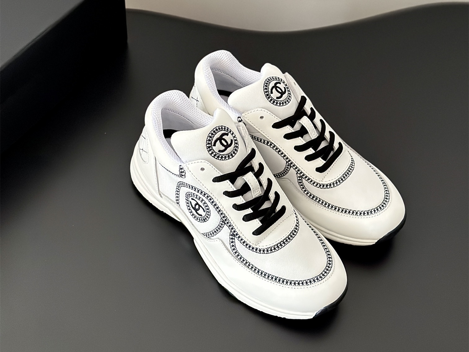Chanel Trainer  CH-1