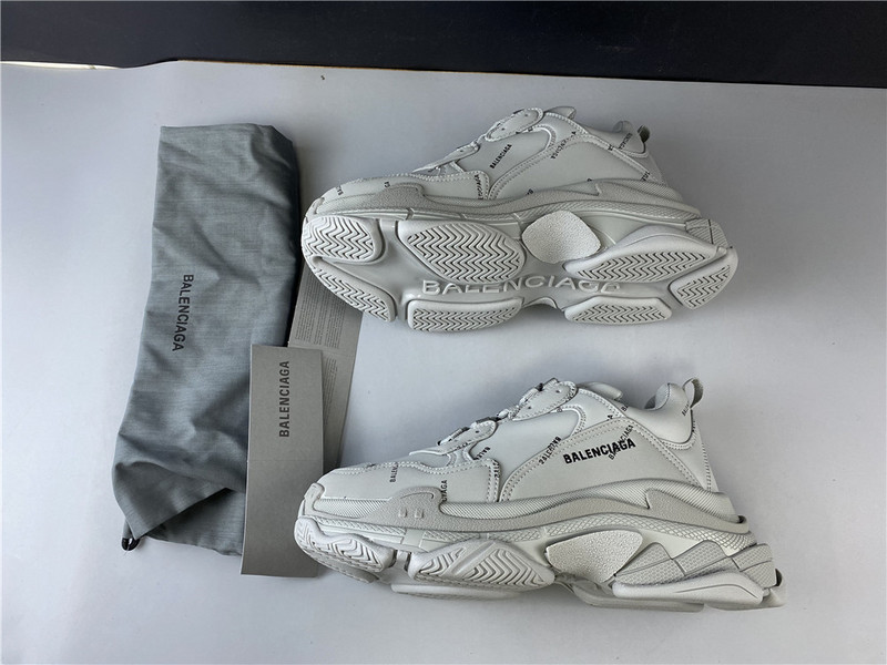 Balenciaga TRIPLE S TRAINER