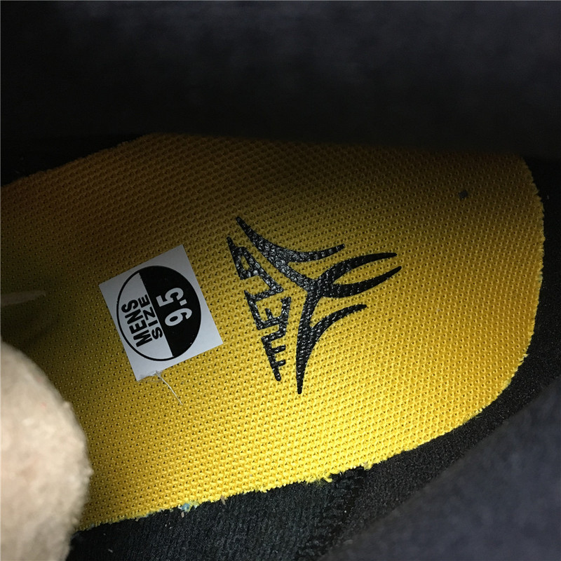 Air Jordan 13 "Melo Class of 2002" 414571-035