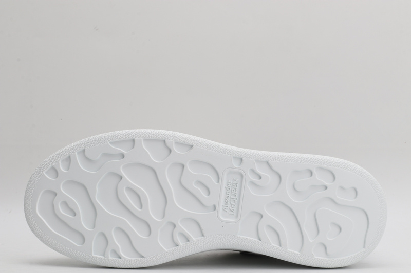 MCQUEEN OVERSIZED SNEAKER