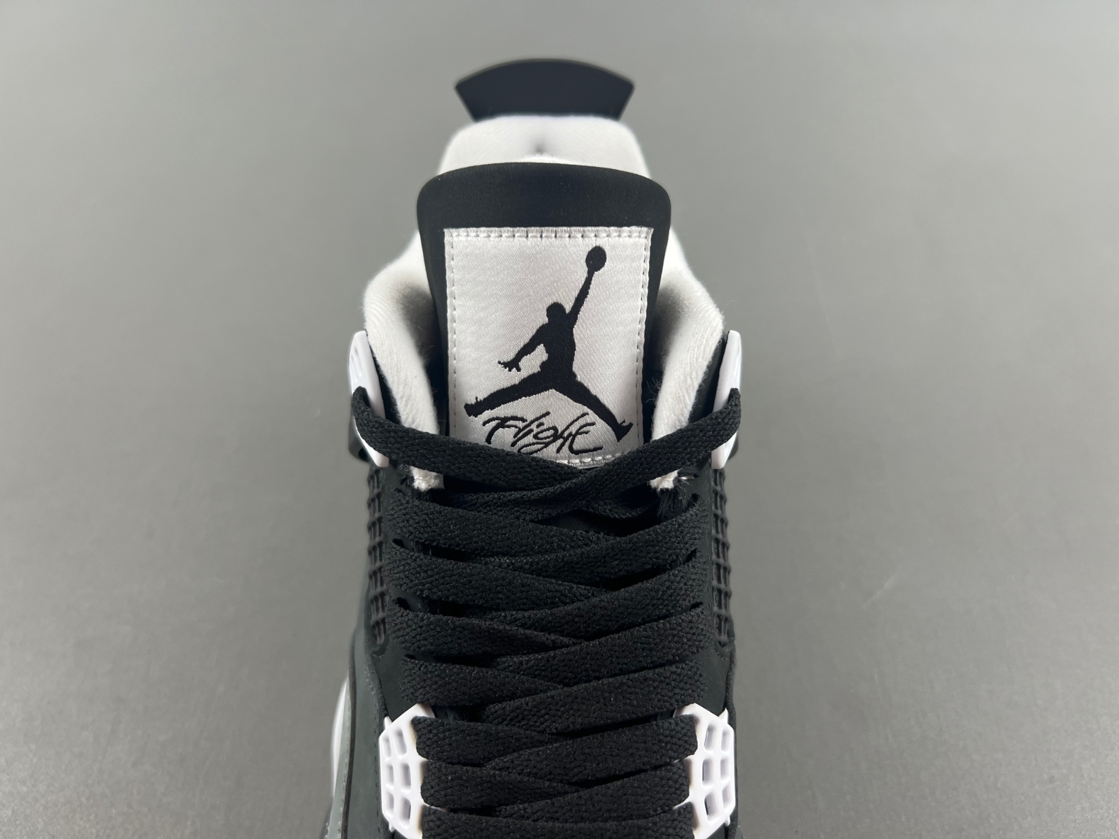 Air Jordan 4 “Fear"   FQ8138-002