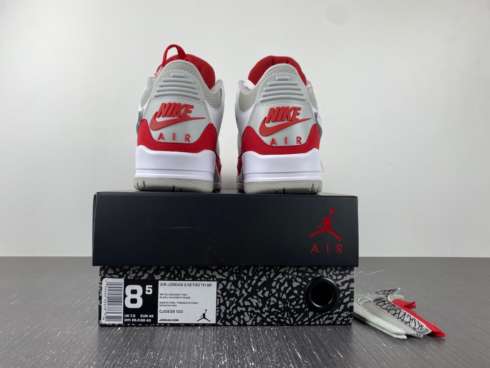 Air Jordan 3 Retro Tinker