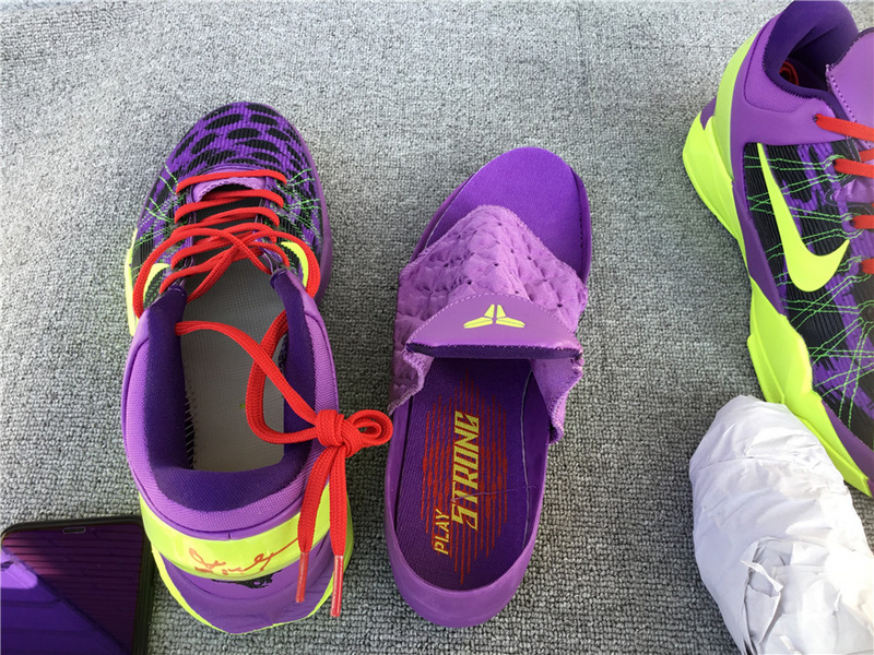 Nike Zoom Kobe 7 Supreme X 