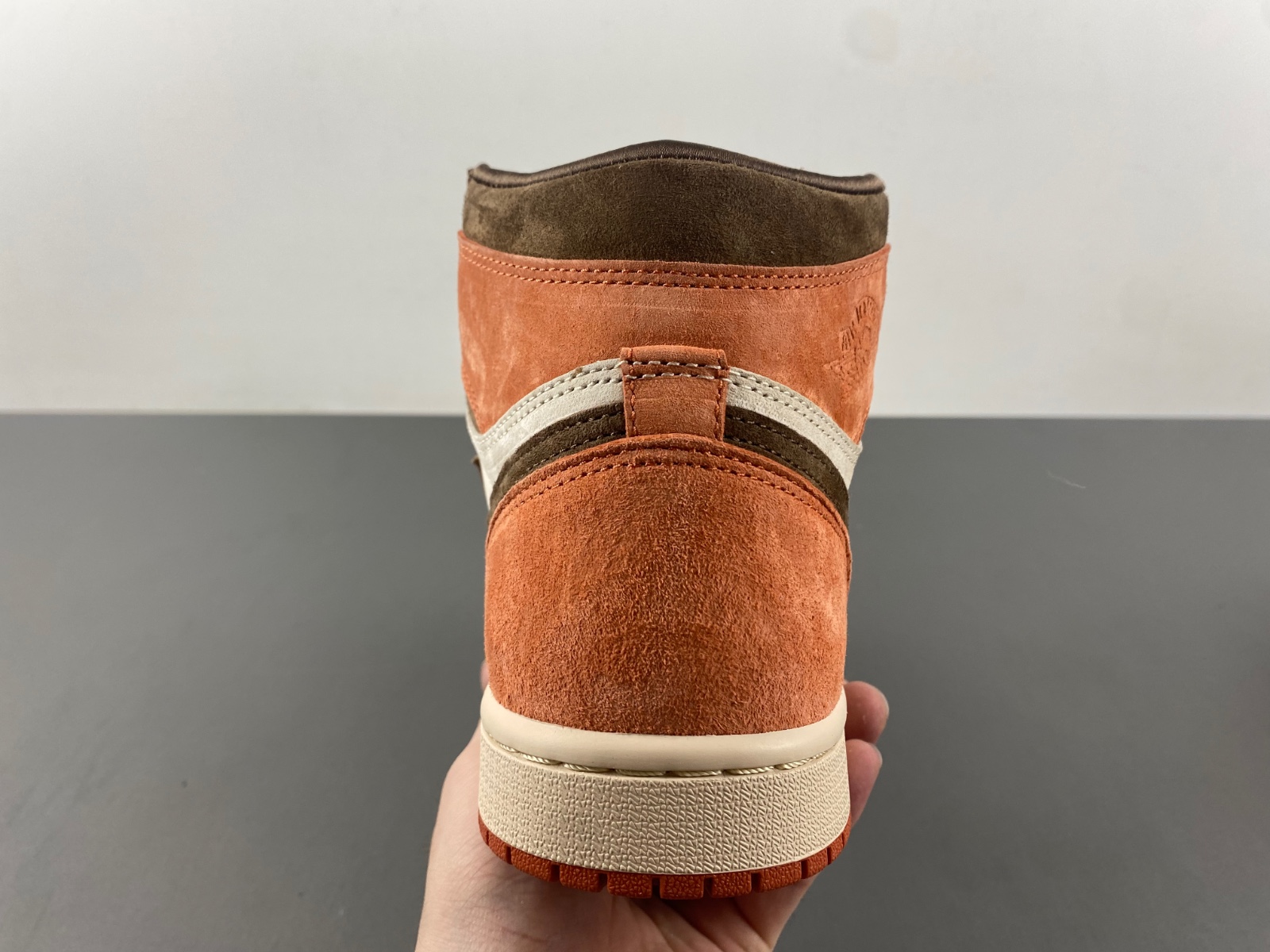 Air Jordan 1 High OG “Dusted Clay” FQ2941-200