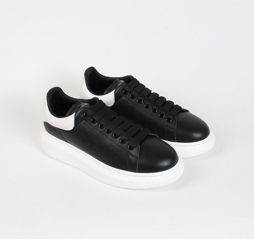 MCQUEEN OVERSIZED SNEAKER